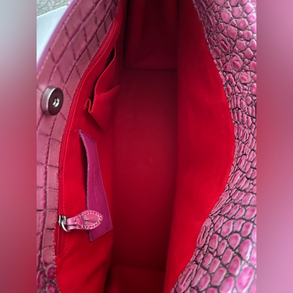 Dooney & Bourke Magenta Crocodile Embossed Leather Tassel Shoulder Bag Satchel - Picture 5 of 9